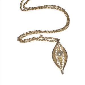 Sarah Coventry Serene Necklace 1966